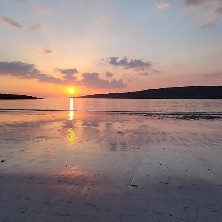 Bed and Breakfast Roundstone Retreats Islandview Екстер'єр фото