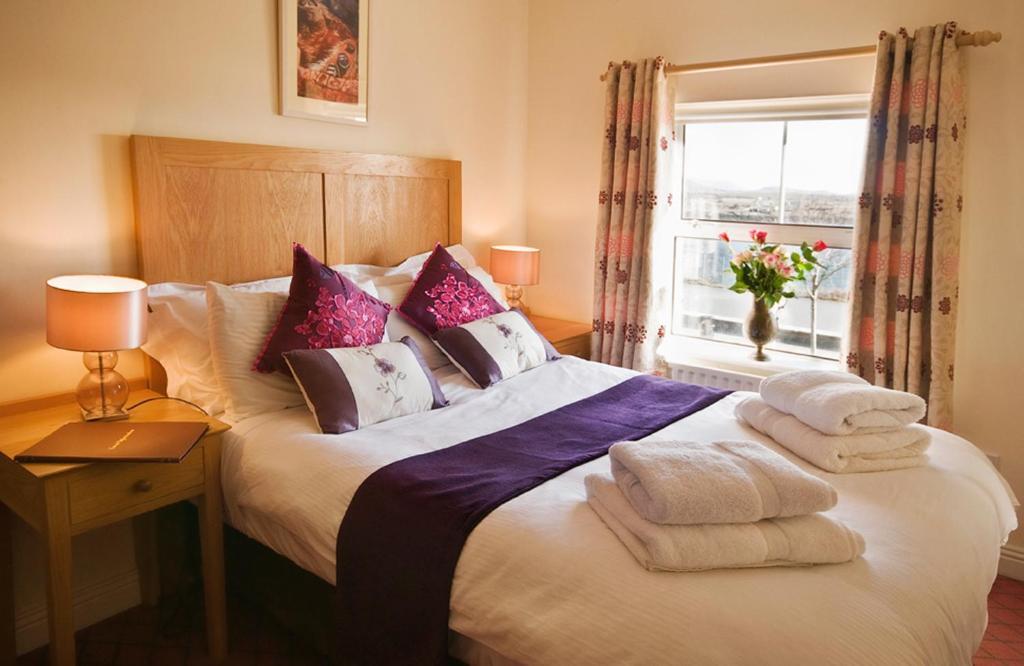 Bed and Breakfast Roundstone Retreats Islandview Номер фото
