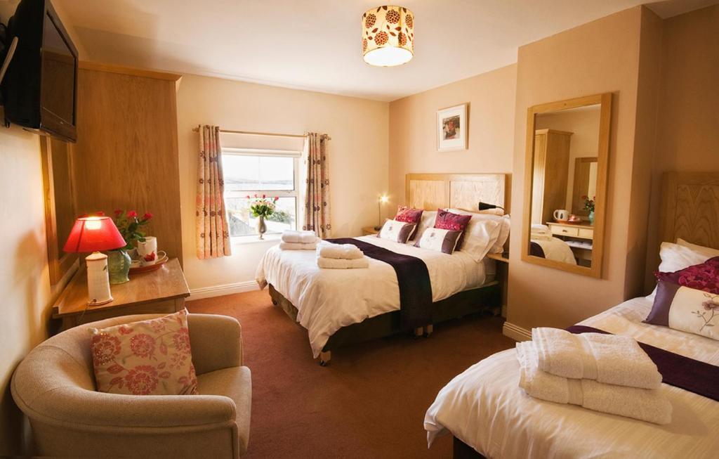 Bed and Breakfast Roundstone Retreats Islandview Номер фото