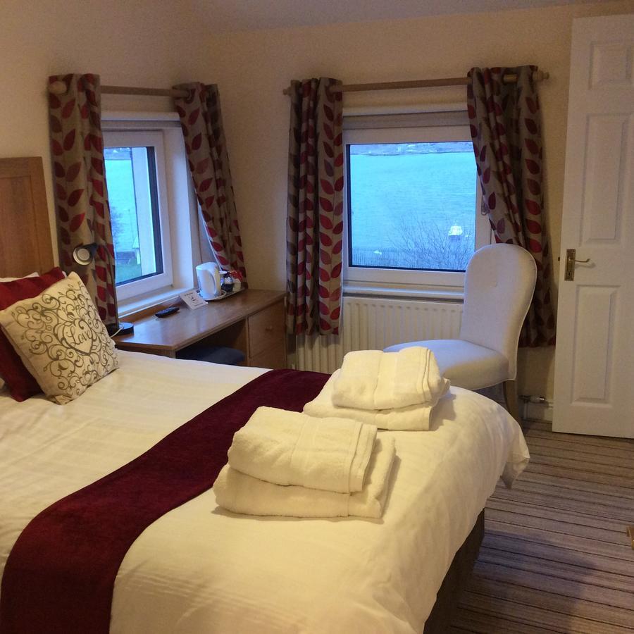 Bed and Breakfast Roundstone Retreats Islandview Екстер'єр фото